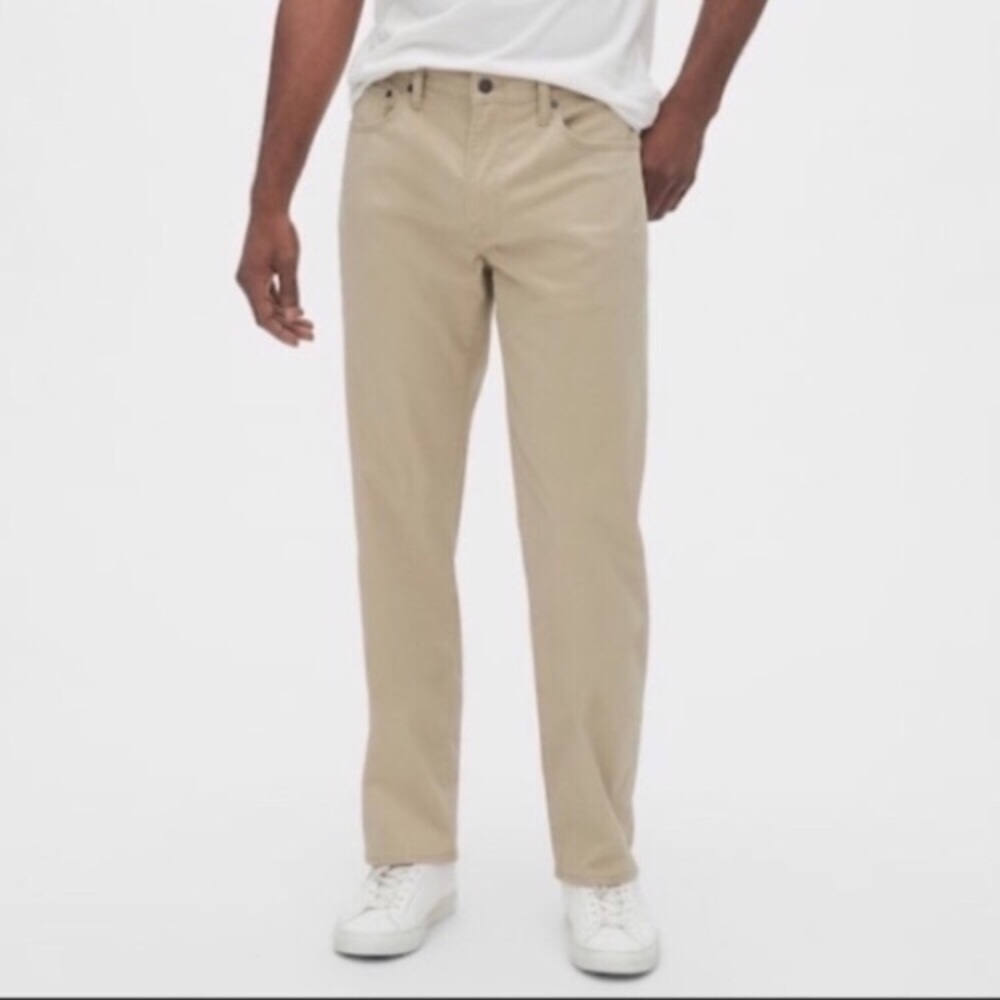 GAP Men’s Khaki Chinos Soft Straight Fit Jeans